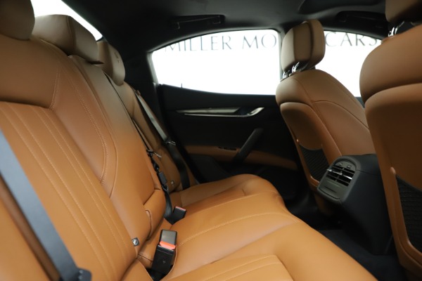 New 2020 Maserati Ghibli S Q4 for sale Sold at Bentley Greenwich in Greenwich CT 06830 27