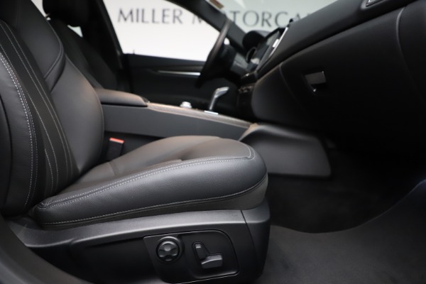 New 2019 Maserati Ghibli S Q4 for sale Sold at Bentley Greenwich in Greenwich CT 06830 23