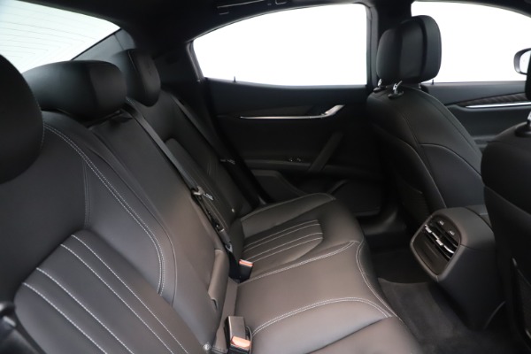 New 2019 Maserati Ghibli S Q4 for sale Sold at Bentley Greenwich in Greenwich CT 06830 27