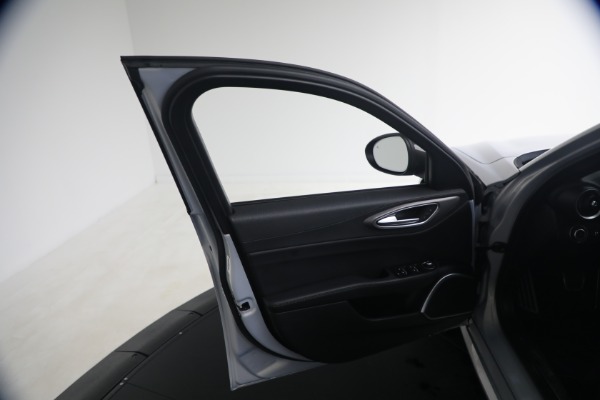 Used 2020 Alfa Romeo Giulia Ti Sport Q4 for sale Call for price at Bentley Greenwich in Greenwich CT 06830 11