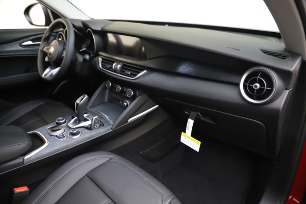 New 2020 Alfa Romeo Stelvio Sport Q4 for sale $50,190 at Bentley Greenwich in Greenwich CT 06830 22