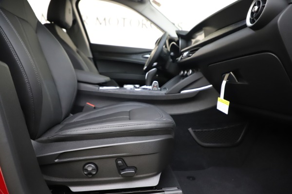New 2020 Alfa Romeo Stelvio Sport Q4 for sale $50,190 at Bentley Greenwich in Greenwich CT 06830 23