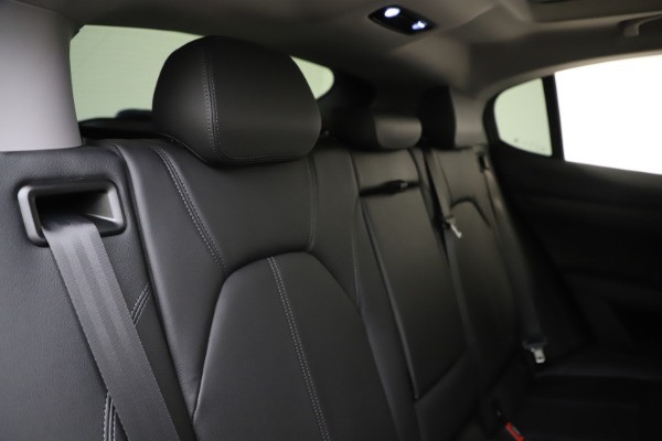 New 2020 Alfa Romeo Stelvio Sport Q4 for sale $50,190 at Bentley Greenwich in Greenwich CT 06830 26