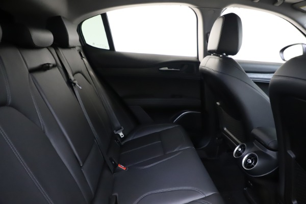 New 2020 Alfa Romeo Stelvio Sport Q4 for sale $50,190 at Bentley Greenwich in Greenwich CT 06830 27