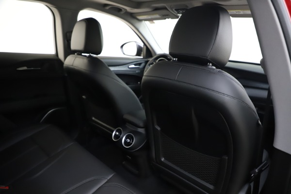 New 2020 Alfa Romeo Stelvio Sport Q4 for sale $50,190 at Bentley Greenwich in Greenwich CT 06830 28