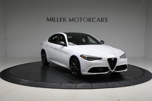 Used 2020 Alfa Romeo Giulia Ti Sport for sale $34,900 at Bentley Greenwich in Greenwich CT 06830 18