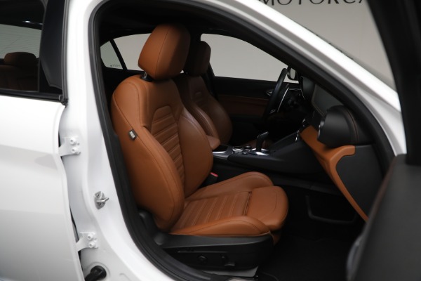 Used 2020 Alfa Romeo Giulia Ti Sport for sale Sold at Bentley Greenwich in Greenwich CT 06830 26
