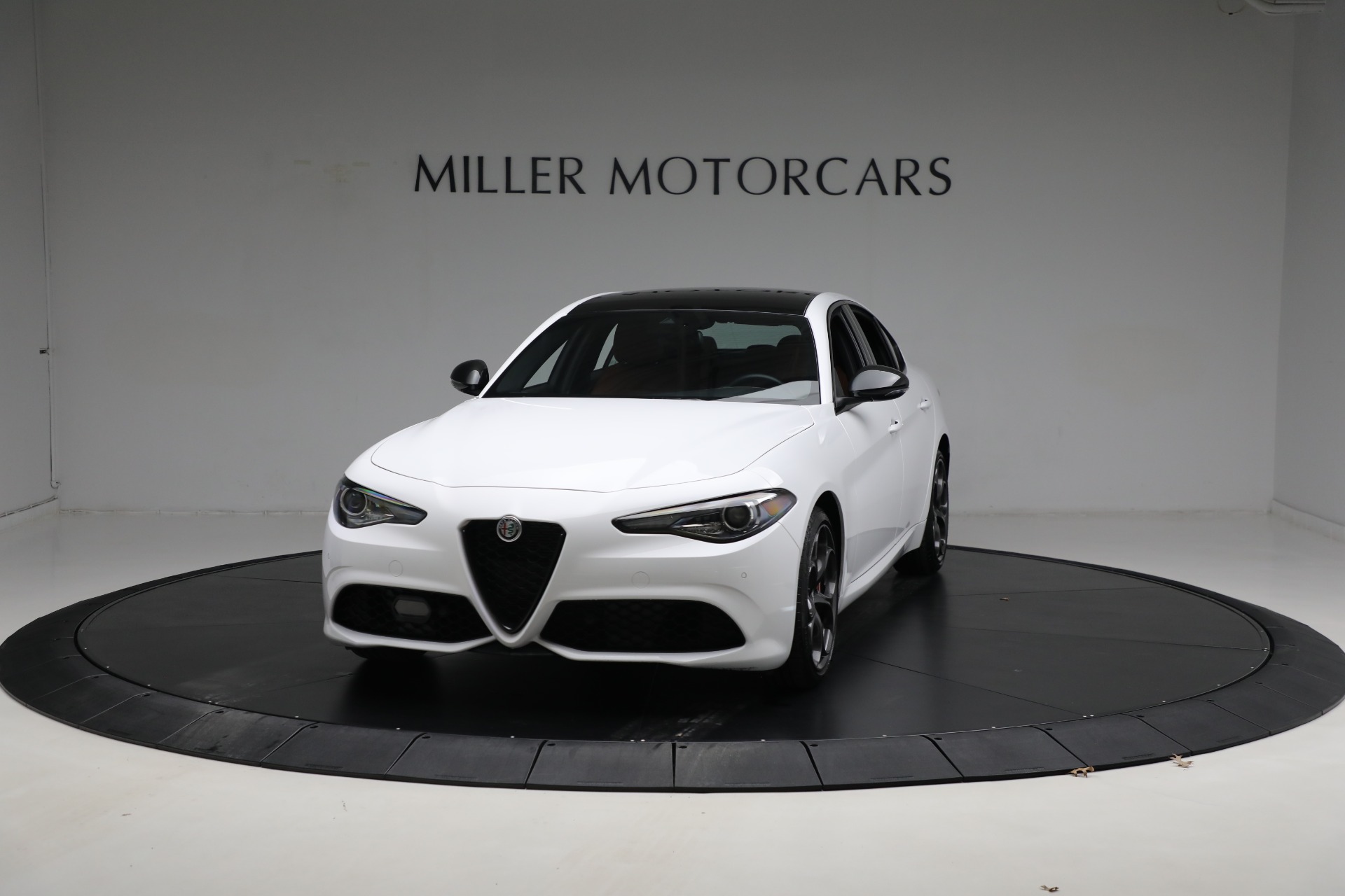 Used 2020 Alfa Romeo Giulia Ti Sport for sale $34,900 at Bentley Greenwich in Greenwich CT 06830 1