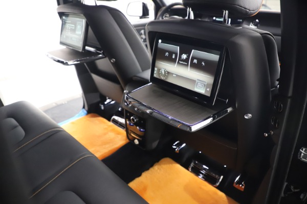New 2020 Rolls-Royce Cullinan for sale $385,525 at Bentley Greenwich in Greenwich CT 06830 21