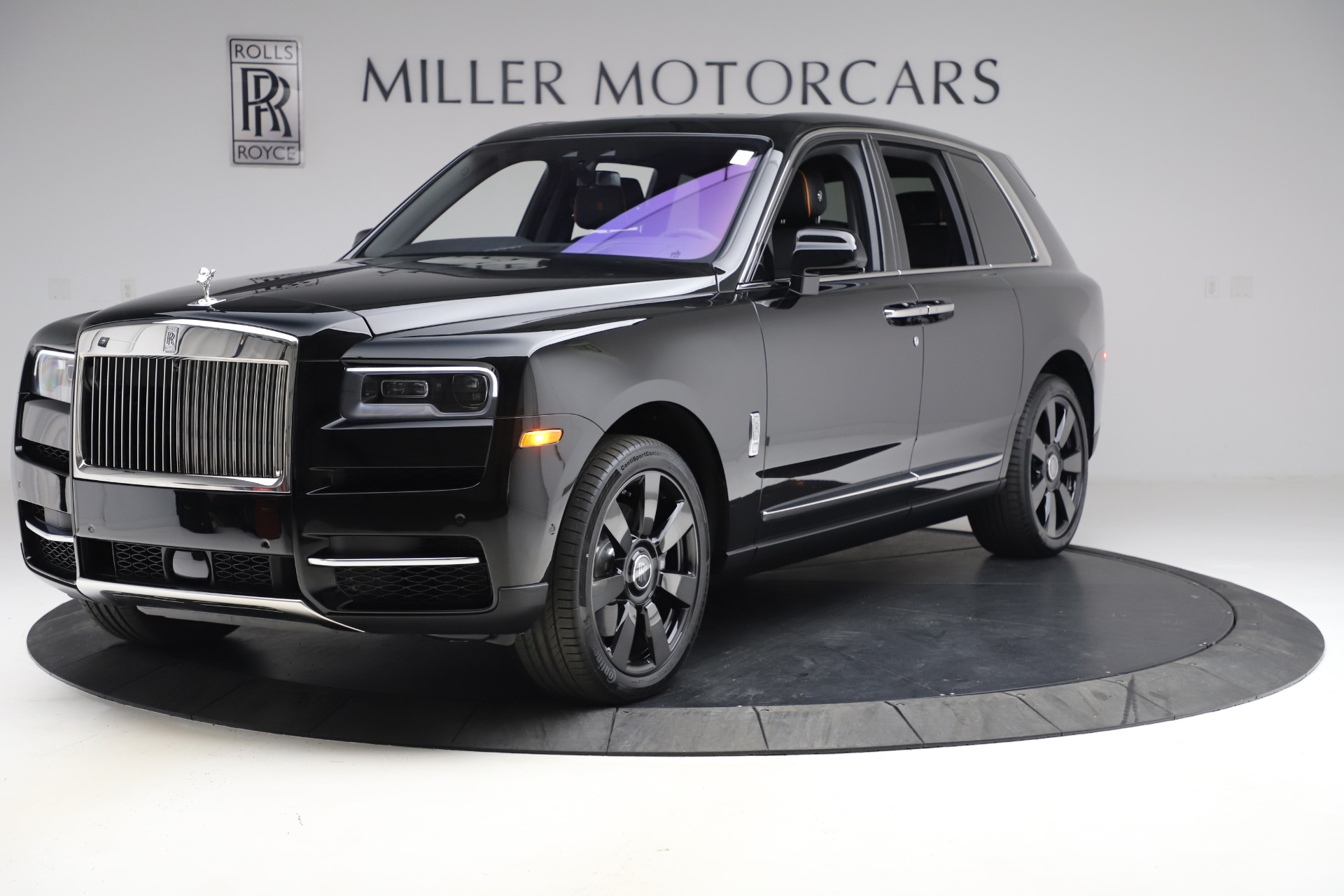 New 2020 Rolls-Royce Cullinan for sale $385,525 at Bentley Greenwich in Greenwich CT 06830 1