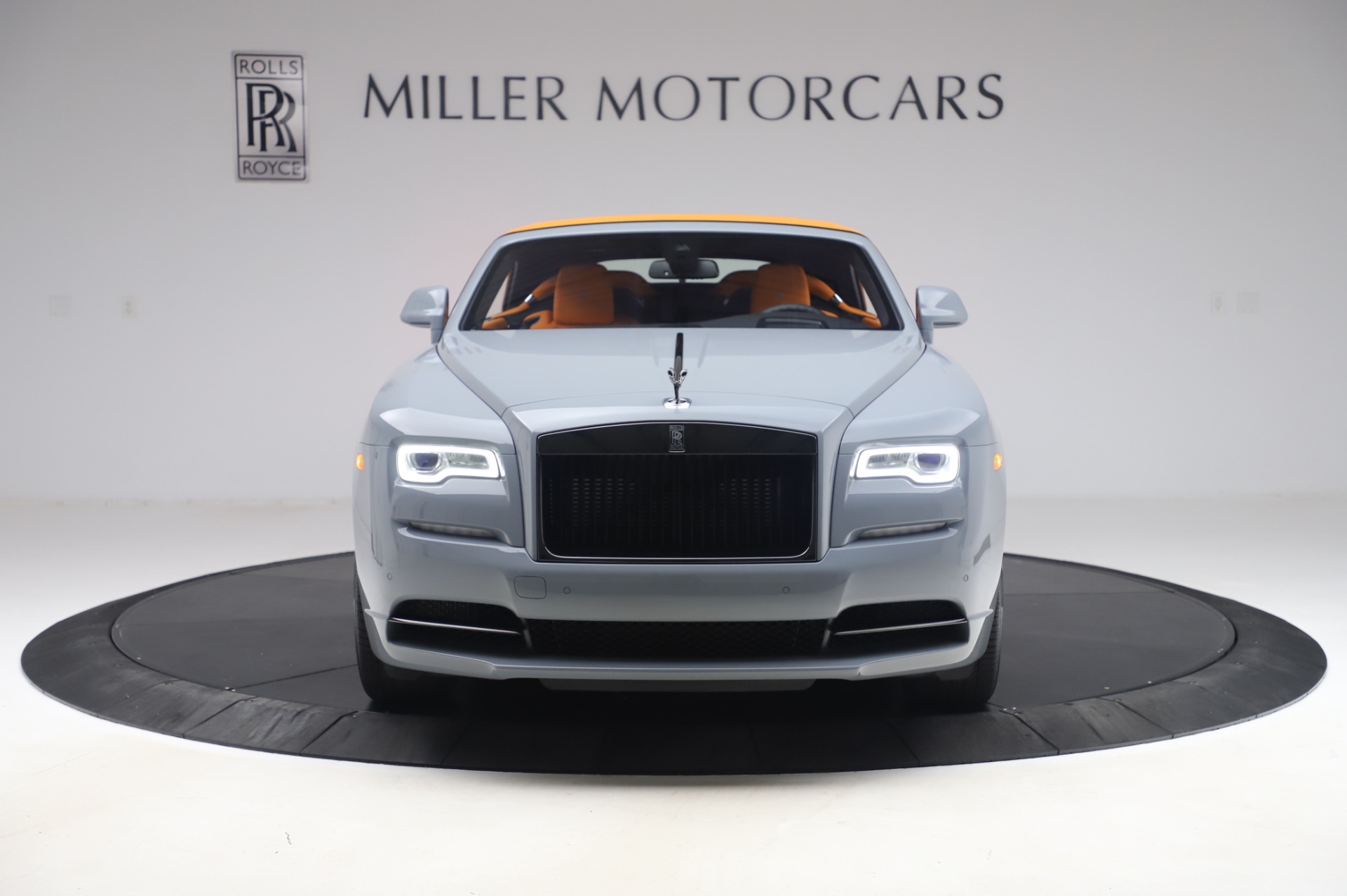 豪華で新しい New 2020 Rolls-Royce Dawn Black Badge For Sale (Special リョービ