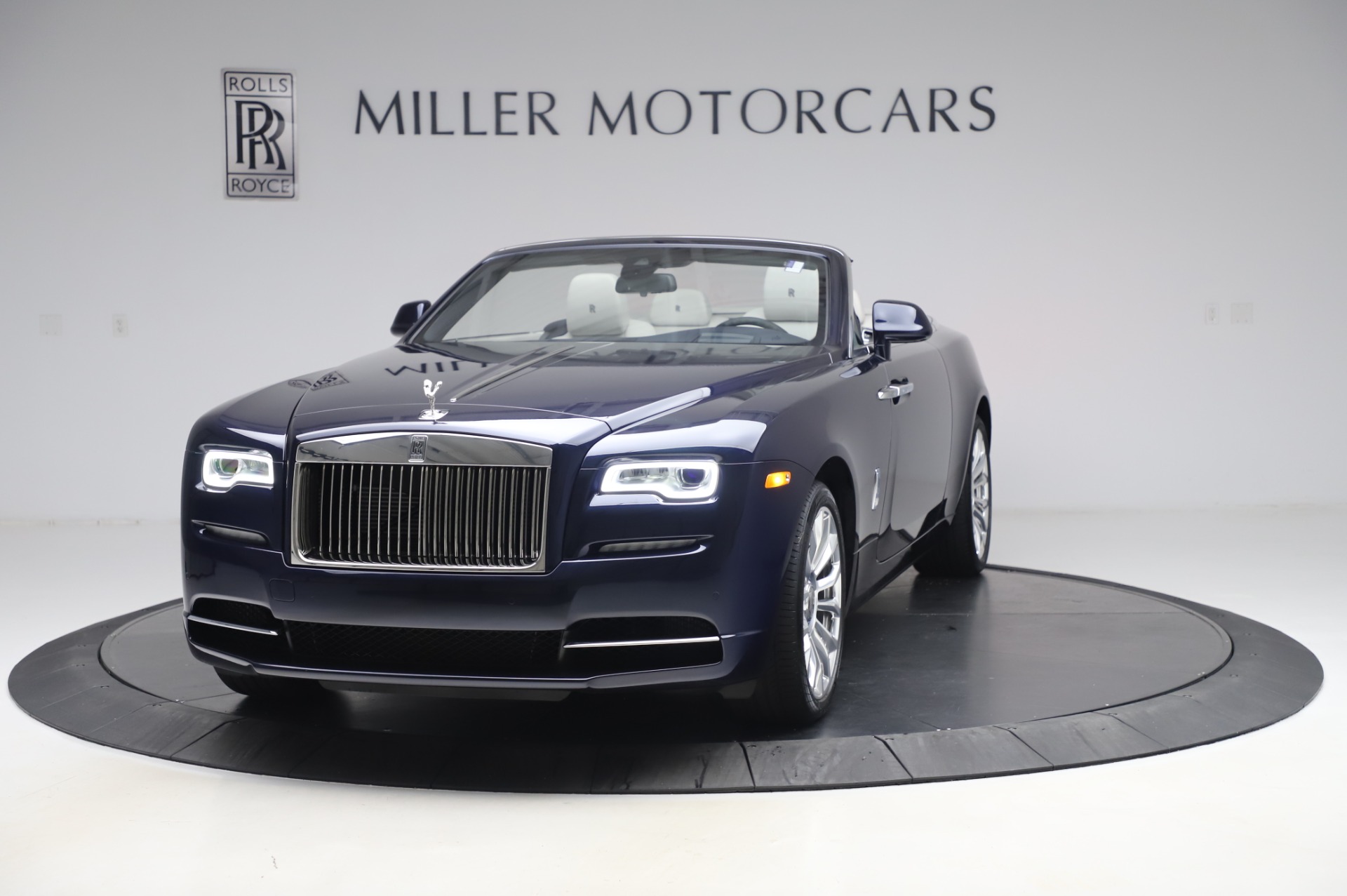 New 2020 Rolls-Royce Dawn for sale $384,875 at Bentley Greenwich in Greenwich CT 06830 1