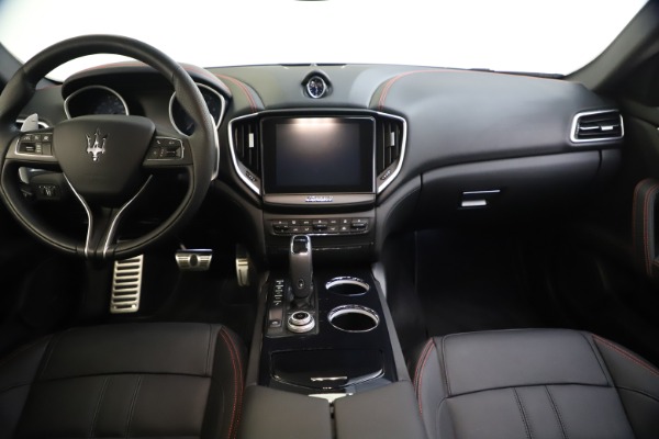 New 2020 Maserati Ghibli S Q4 GranSport for sale $70,331 at Bentley Greenwich in Greenwich CT 06830 16