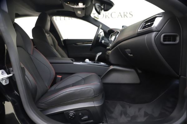 New 2020 Maserati Ghibli S Q4 GranSport for sale $70,331 at Bentley Greenwich in Greenwich CT 06830 22