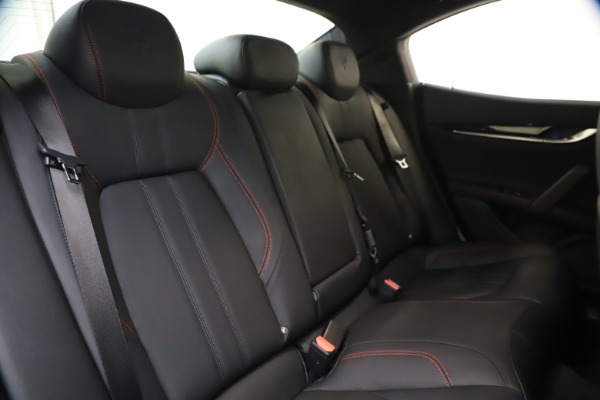 New 2020 Maserati Ghibli S Q4 GranSport for sale $70,331 at Bentley Greenwich in Greenwich CT 06830 24