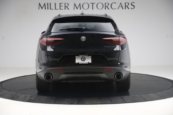 New 2019 Alfa Romeo Stelvio Sport Q4 for sale Sold at Bentley Greenwich in Greenwich CT 06830 6