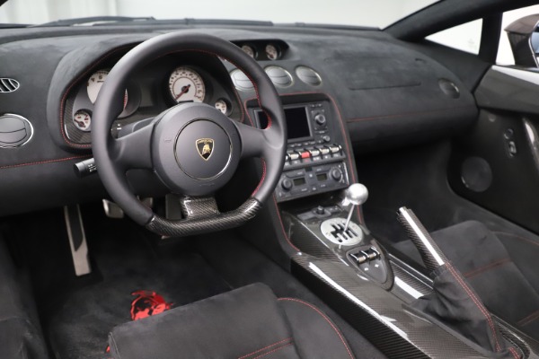 Used 2013 Lamborghini Gallardo LP 570-4 Spyder Performante for sale Sold at Bentley Greenwich in Greenwich CT 06830 17