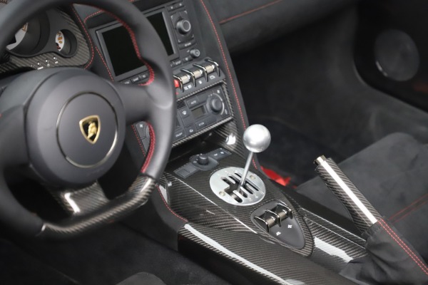Used 2013 Lamborghini Gallardo LP 570-4 Spyder Performante for sale Sold at Bentley Greenwich in Greenwich CT 06830 20