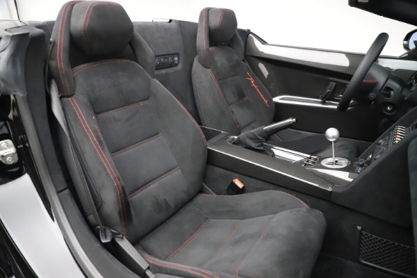 Used 2013 Lamborghini Gallardo LP 570-4 Spyder Performante for sale Sold at Bentley Greenwich in Greenwich CT 06830 22