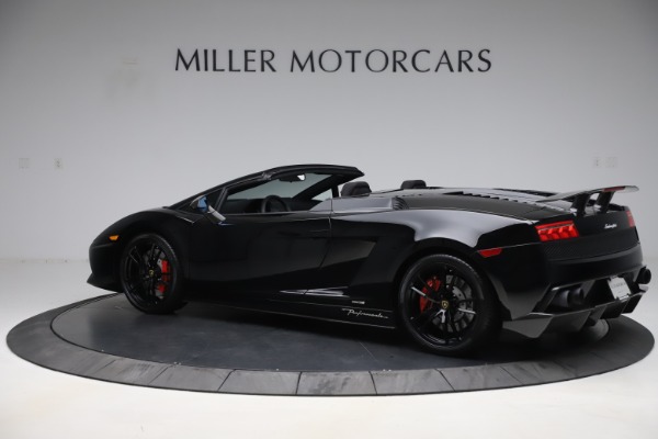 Used 2013 Lamborghini Gallardo LP 570-4 Spyder Performante for sale Sold at Bentley Greenwich in Greenwich CT 06830 4