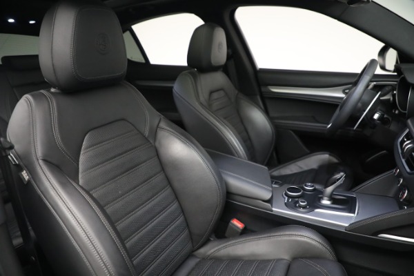 New 2019 Alfa Romeo Stelvio Ti Sport Q4 for sale $52,640 at Bentley Greenwich in Greenwich CT 06830 18