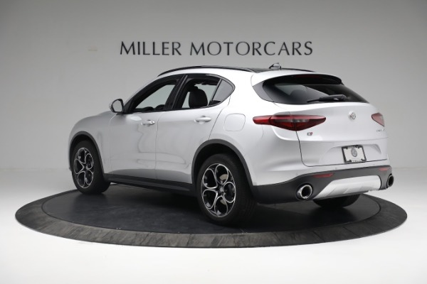 Used 2019 Alfa Romeo Stelvio Ti Sport Q4 for sale Sold at Bentley Greenwich in Greenwich CT 06830 5