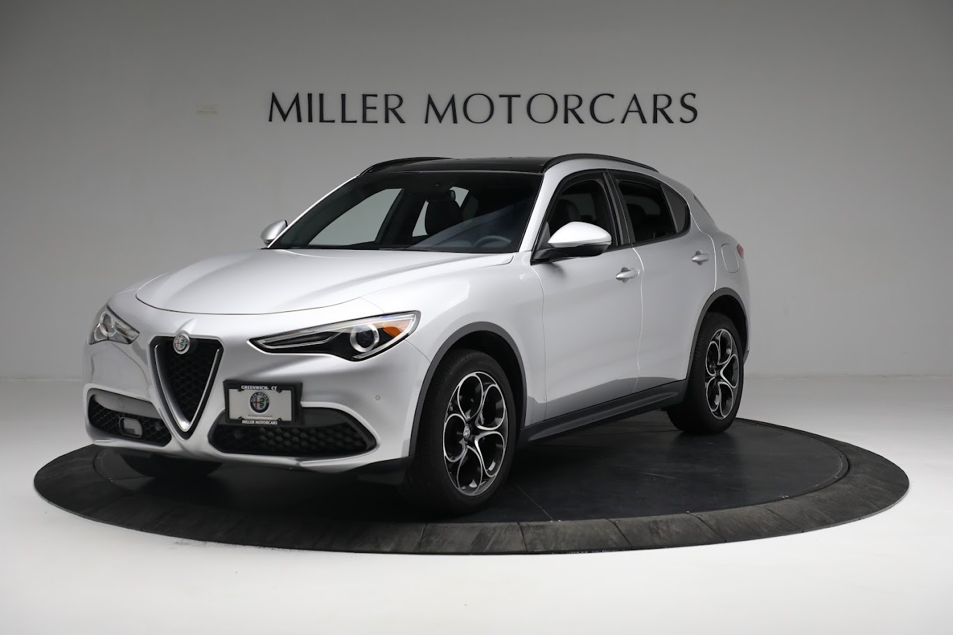 Used 2019 Alfa Romeo Stelvio Ti Sport Q4 for sale Sold at Bentley Greenwich in Greenwich CT 06830 1