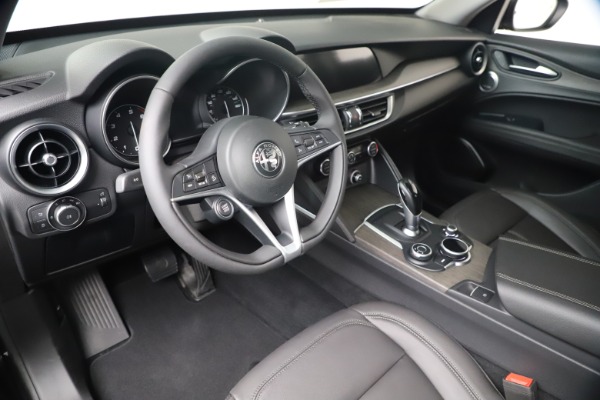 New 2019 Alfa Romeo Stelvio Ti Q4 for sale $51,840 at Bentley Greenwich in Greenwich CT 06830 13