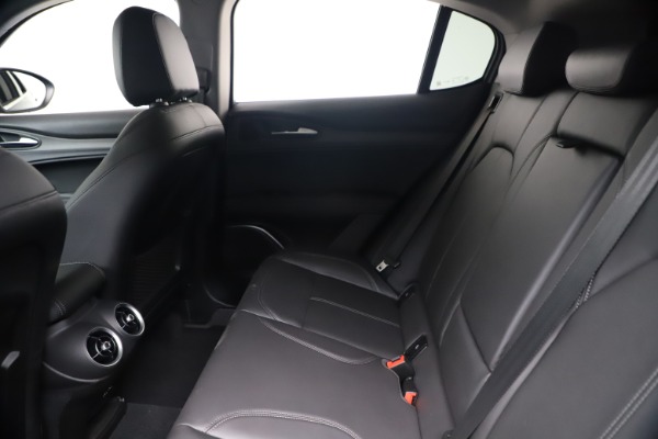 New 2019 Alfa Romeo Stelvio Ti Q4 for sale $51,840 at Bentley Greenwich in Greenwich CT 06830 19