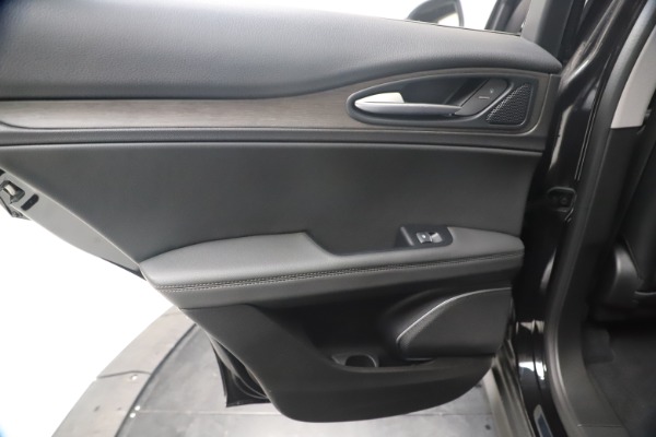 New 2019 Alfa Romeo Stelvio Ti Q4 for sale $51,840 at Bentley Greenwich in Greenwich CT 06830 21
