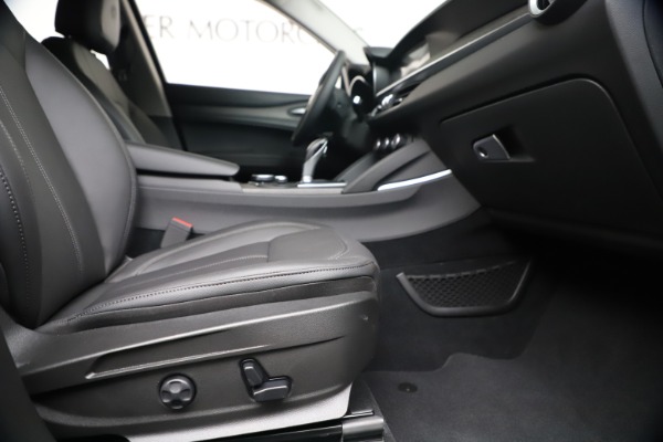 New 2019 Alfa Romeo Stelvio Ti Q4 for sale $51,840 at Bentley Greenwich in Greenwich CT 06830 23