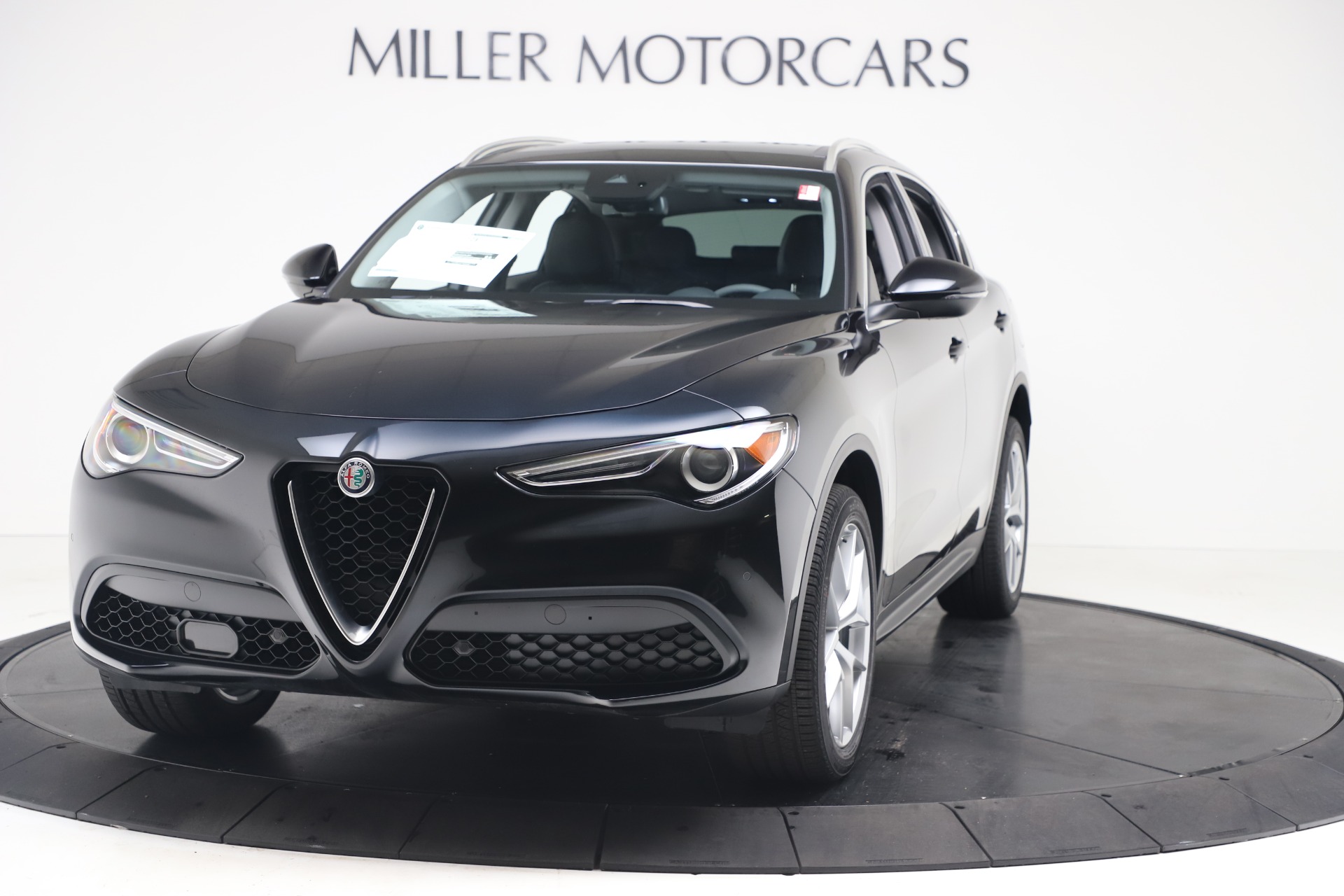 New 2019 Alfa Romeo Stelvio Ti Q4 for sale $51,840 at Bentley Greenwich in Greenwich CT 06830 1