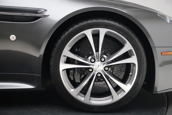 Used 2012 Aston Martin V12 Vantage Coupe for sale $115,900 at Bentley Greenwich in Greenwich CT 06830 20