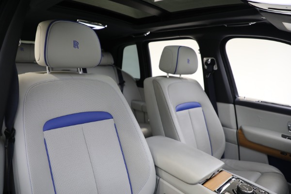 Used 2019 Rolls-Royce Cullinan for sale $276,900 at Bentley Greenwich in Greenwich CT 06830 21