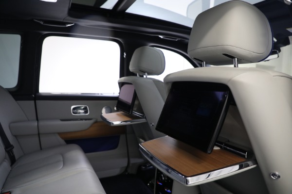Used 2019 Rolls-Royce Cullinan for sale $276,900 at Bentley Greenwich in Greenwich CT 06830 22