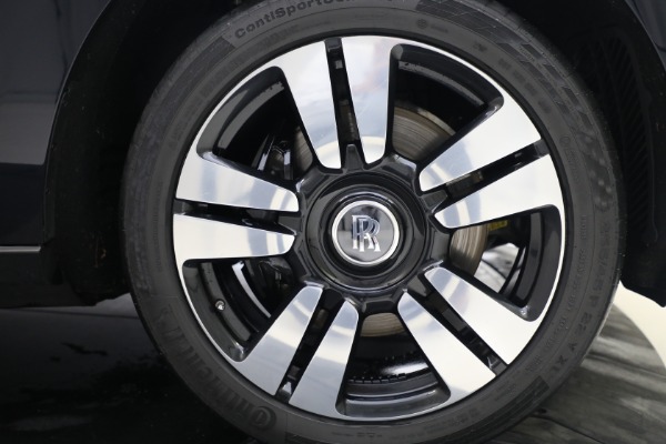 Used 2019 Rolls-Royce Cullinan for sale $276,900 at Bentley Greenwich in Greenwich CT 06830 25