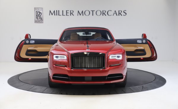 Used 2019 Rolls-Royce Dawn Black Badge for sale $359,900 at Bentley Greenwich in Greenwich CT 06830 18
