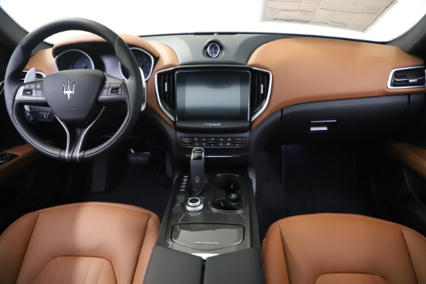 New 2020 Maserati Ghibli S Q4 for sale $86,285 at Bentley Greenwich in Greenwich CT 06830 16