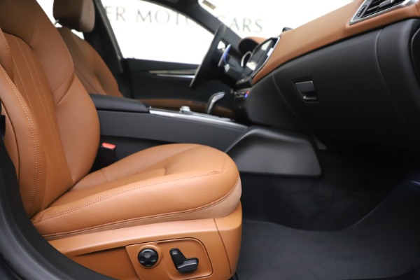 New 2020 Maserati Ghibli S Q4 for sale $86,285 at Bentley Greenwich in Greenwich CT 06830 23