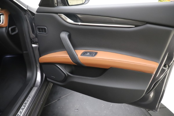 New 2020 Maserati Ghibli S Q4 for sale $86,285 at Bentley Greenwich in Greenwich CT 06830 25