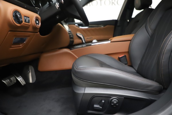 New 2020 Maserati Quattroporte S Q4 GranLusso for sale Sold at Bentley Greenwich in Greenwich CT 06830 14
