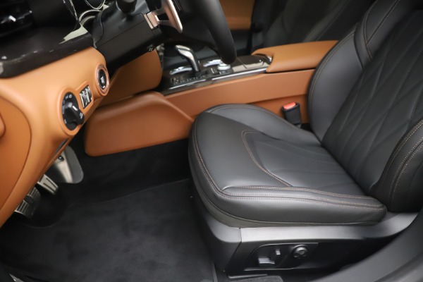 New 2020 Maserati Quattroporte S Q4 GranLusso for sale Sold at Bentley Greenwich in Greenwich CT 06830 15