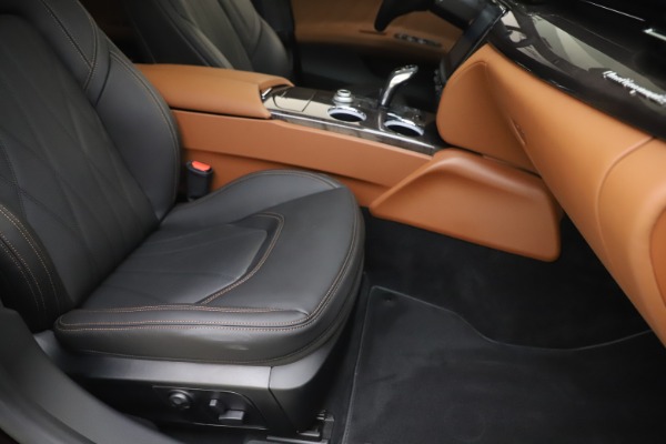 New 2020 Maserati Quattroporte S Q4 GranLusso for sale Sold at Bentley Greenwich in Greenwich CT 06830 24
