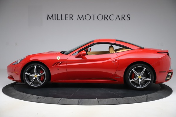 Used 2014 Ferrari California 30 for sale Sold at Bentley Greenwich in Greenwich CT 06830 14