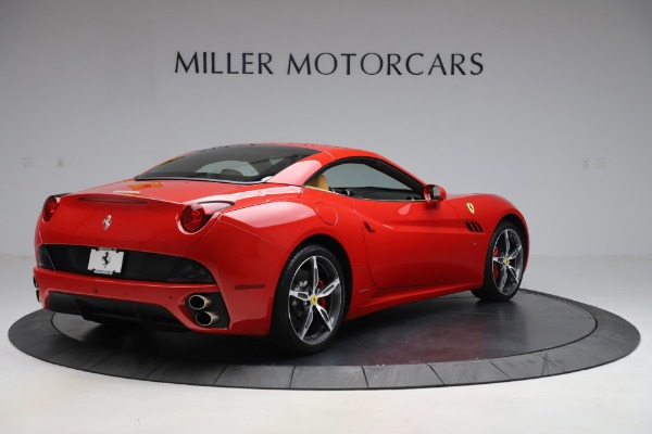 Used 2014 Ferrari California 30 for sale Sold at Bentley Greenwich in Greenwich CT 06830 16