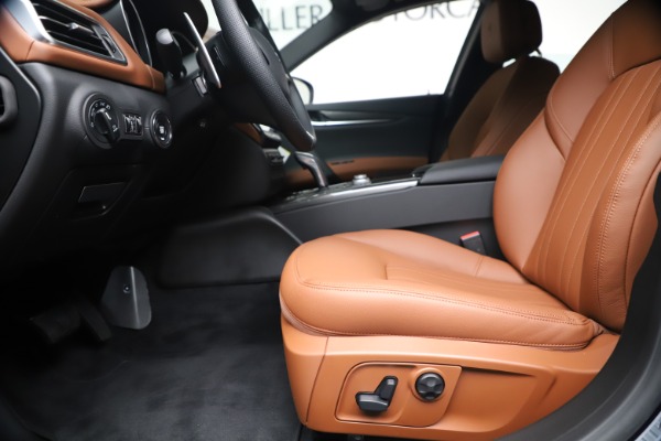 New 2020 Maserati Ghibli S Q4 for sale Sold at Bentley Greenwich in Greenwich CT 06830 14