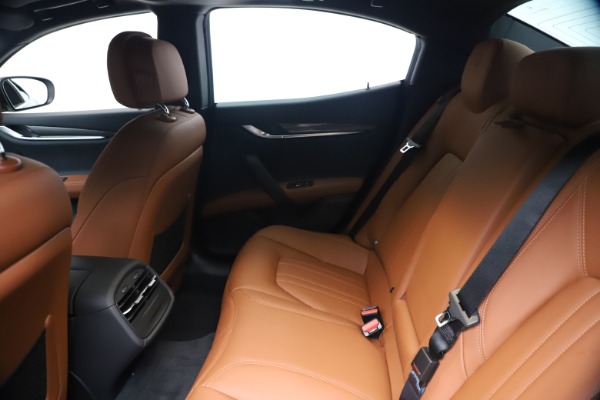 New 2020 Maserati Ghibli S Q4 for sale Sold at Bentley Greenwich in Greenwich CT 06830 19