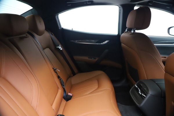 New 2020 Maserati Ghibli S Q4 for sale Sold at Bentley Greenwich in Greenwich CT 06830 27