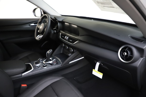 New 2020 Alfa Romeo Stelvio Q4 for sale Sold at Bentley Greenwich in Greenwich CT 06830 23