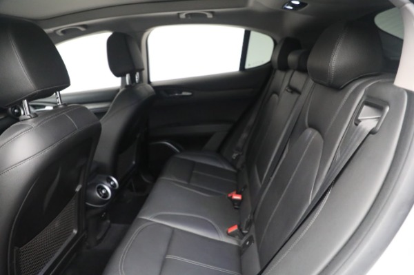 Used 2020 Alfa Romeo Stelvio Ti Q4 for sale $33,900 at Bentley Greenwich in Greenwich CT 06830 17